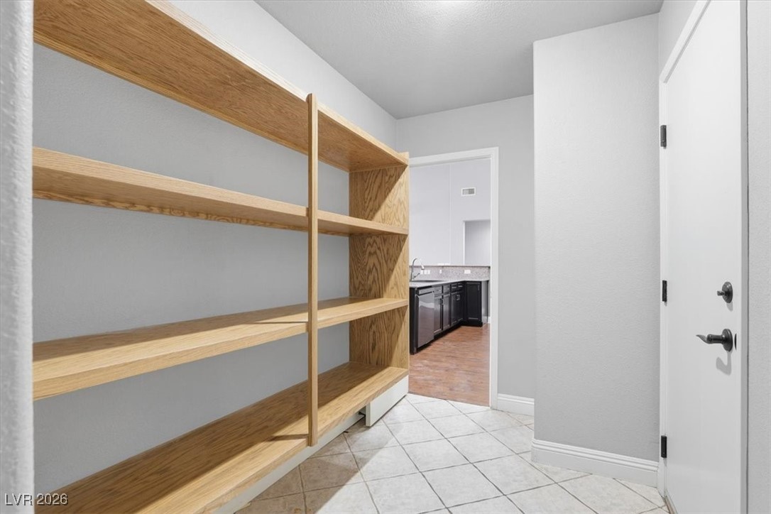 8900 Rusty Rifle Avenue Las Vegas, NV 89143 - Photo 18 of 47