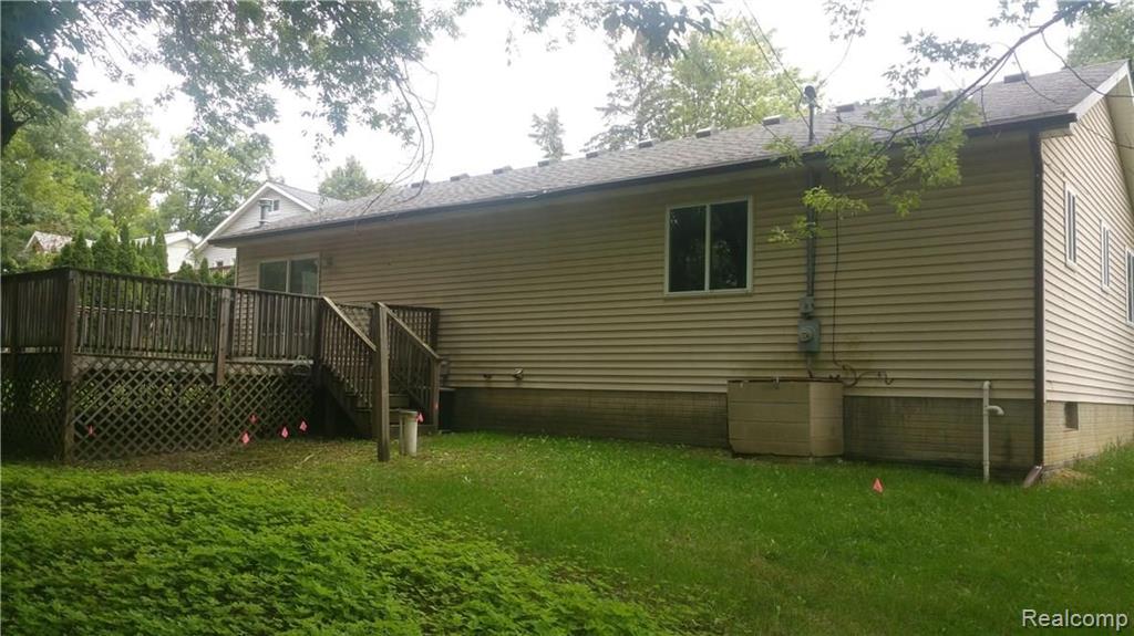 463 North Conklin Road Lake Orion, MI 48362 - Photo 2 of 8