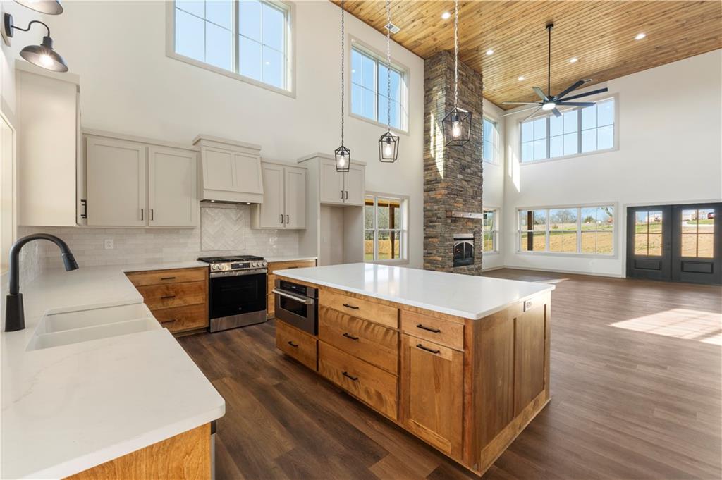 829 Northwest 1001st Road Odessa, MO 64076 - Photo 14 of 40