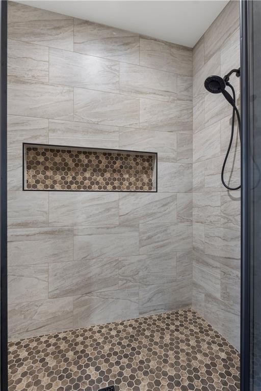 829 Northwest 1001st Road Odessa, MO 64076 - Photo 20 of 40