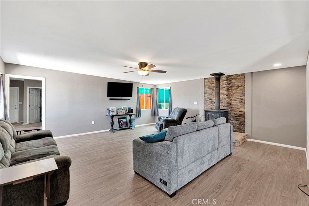 25623 Santa Rosa Road Apple Valley, CA 92308 - Photo 5 of 54