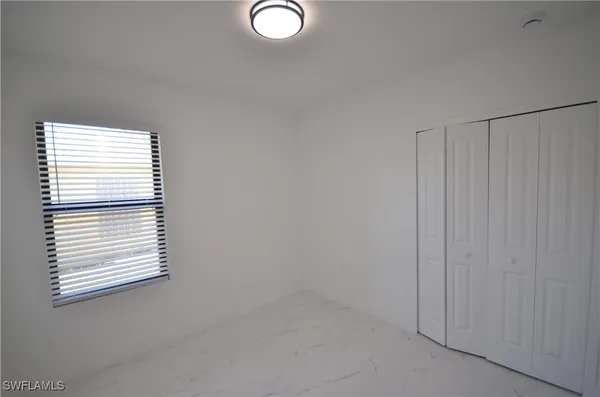 $2,600 | 2132 Barker Boulevard, Fort Myers, FL 33916