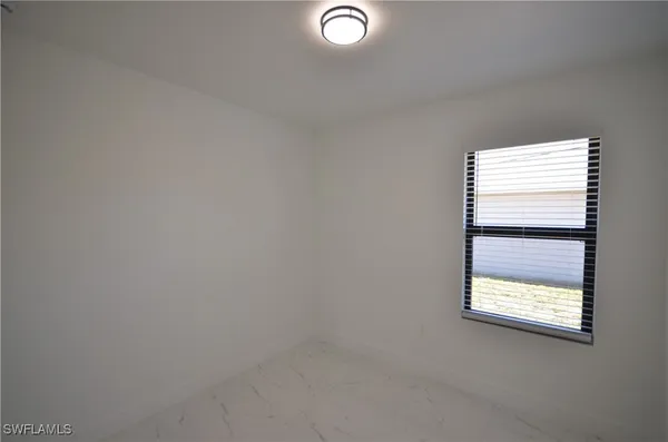 $2,600 | 2132 Barker Boulevard, Fort Myers, FL 33916