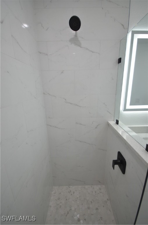 2132 Barker Boulevard Fort Myers, FL 33916 - Photo 25 of 36 a bathroom with a window