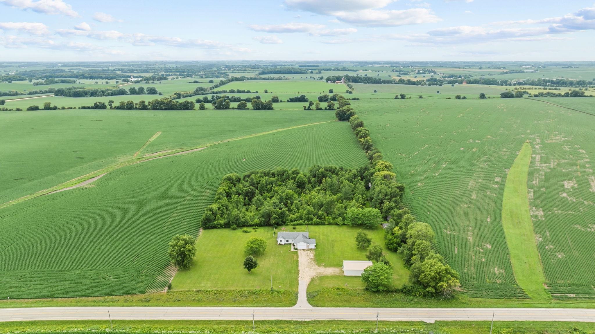 8974 North Pecatonica Road Pecatonica, IL 61063 - Photo 34 of 34