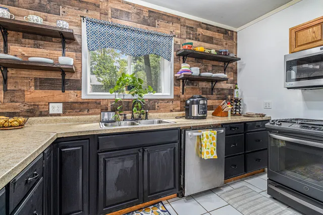 $265,000 | 37057 Marrion Court, Paw Paw, MI 49079