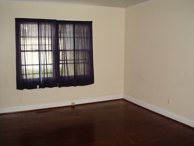 419 East Rutledge Avenue Gaffney, SC 29340 - Photo 3 of 10 Bedroom