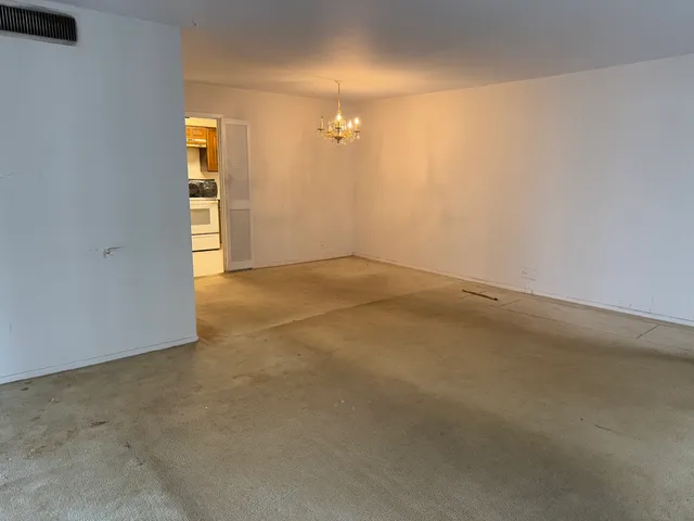 $175,000 | 6007 North Sheridan Road, Unit 20H, Chicago, IL 60660