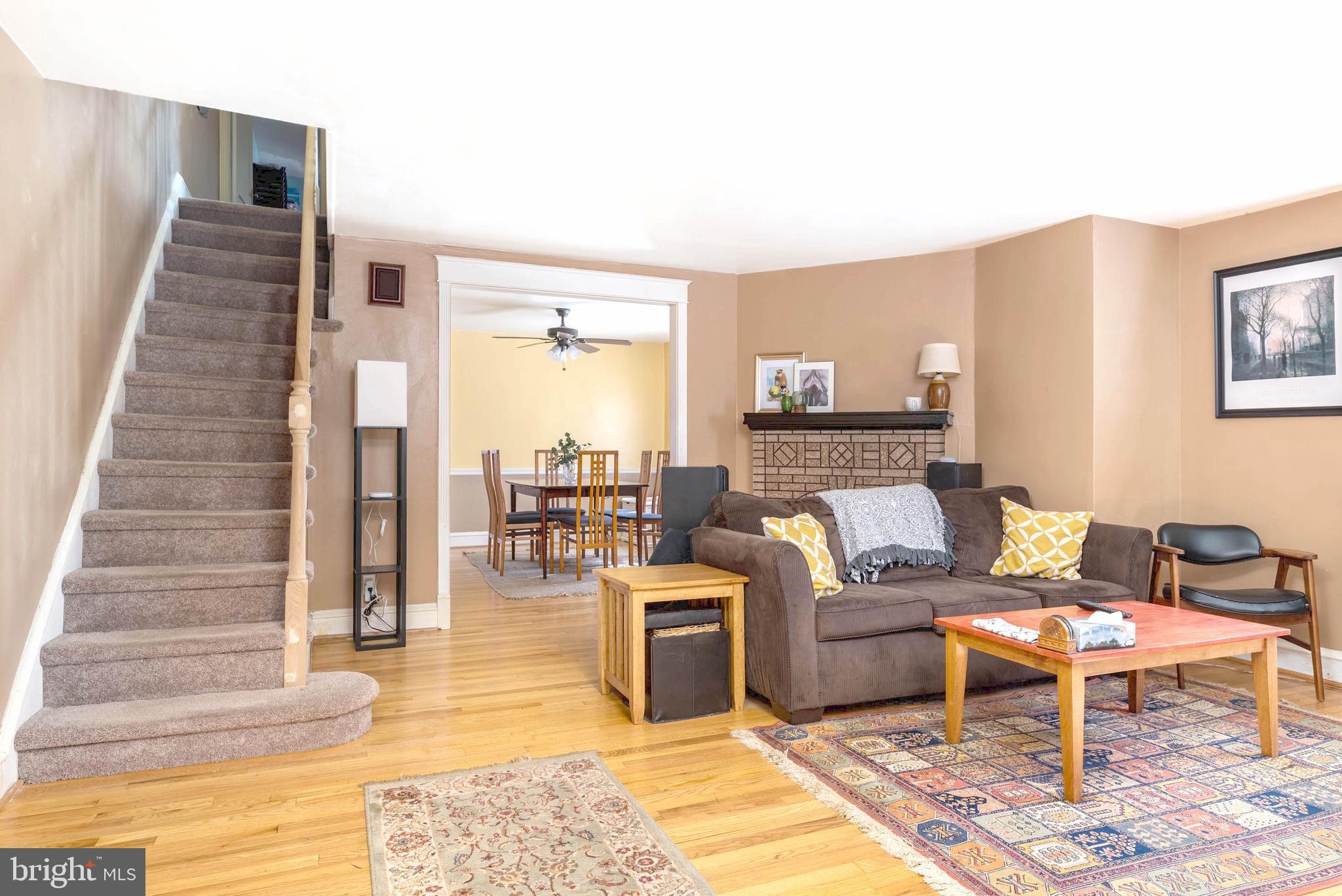 255 Maypole Road Upper Darby, PA 19082 - Photo 3 of 22