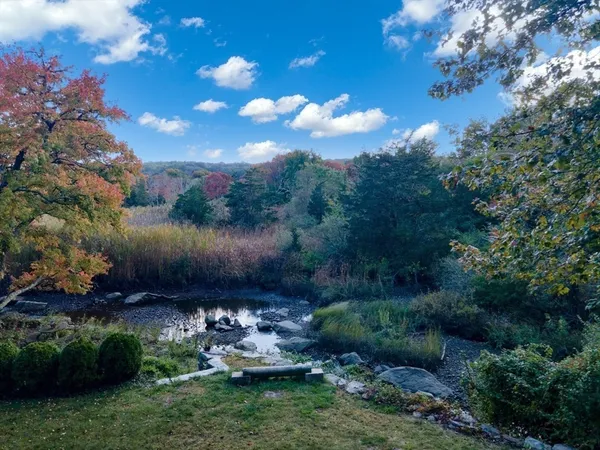 $1,285,000 | 17 Quail Trail, Westport, MA 02790