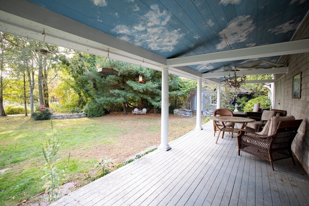 17 Quail Trail Westport, MA 02790 - Photo 7 of 40 a house view with a seating space