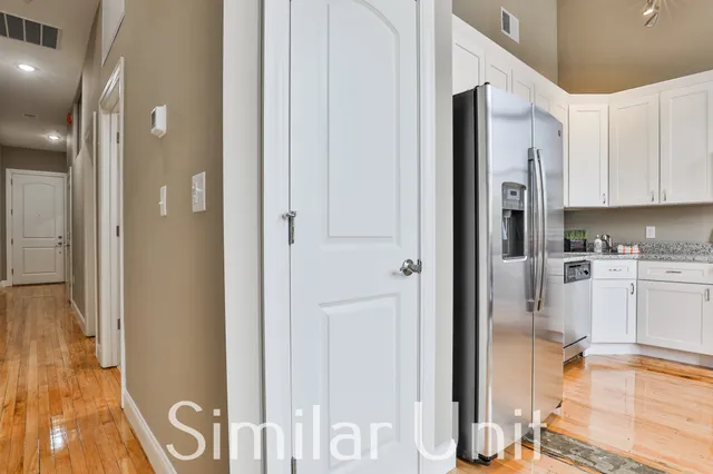 $2,455 | 670 North Commercial Street, Unit 2, Manchester, NH 03101