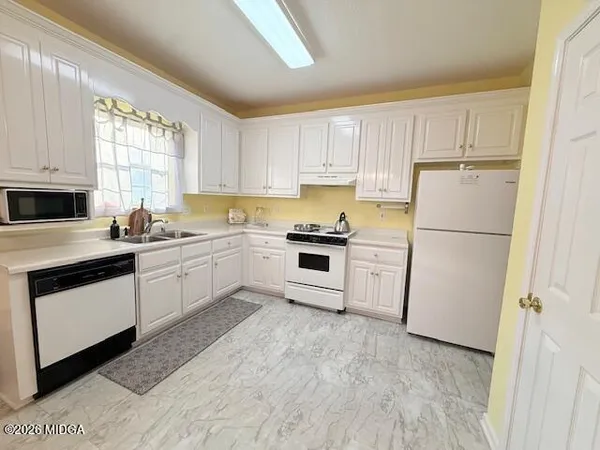 $1,700 | 135 Chadwick Trail, Macon, GA 31210