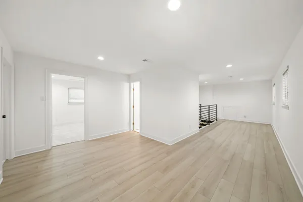 $3,800 | 6010 Rutherglenn Drive, Houston, TX 77096