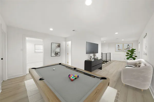 $3,800 | 6010 Rutherglenn Drive, Houston, TX 77096