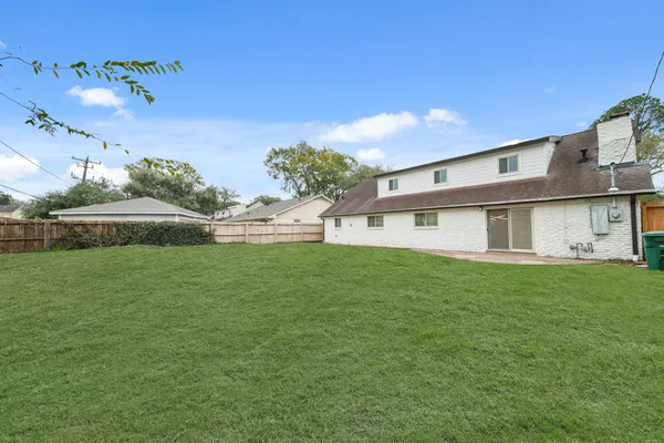 $3,800 | 6010 Rutherglenn Drive, Houston, TX 77096