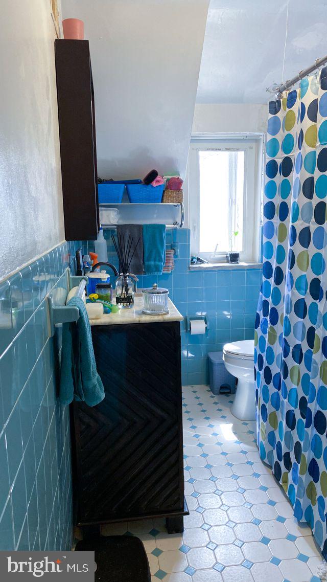6617 Lotus Road Philadelphia, PA 19151 - Photo 14 of 23 Gallery Image 14