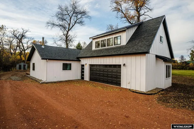 $499,900 | 721 Bridge Street, Dayton, WY 82836