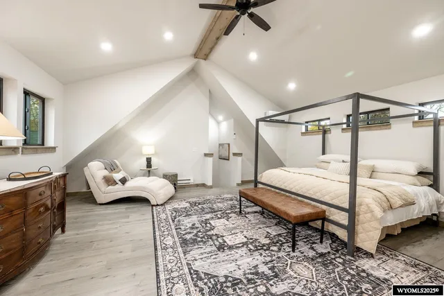 $499,900 | 721 Bridge Street, Dayton, WY 82836