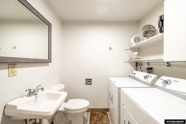 $499,900 | 721 Bridge Street, Dayton, WY 82836