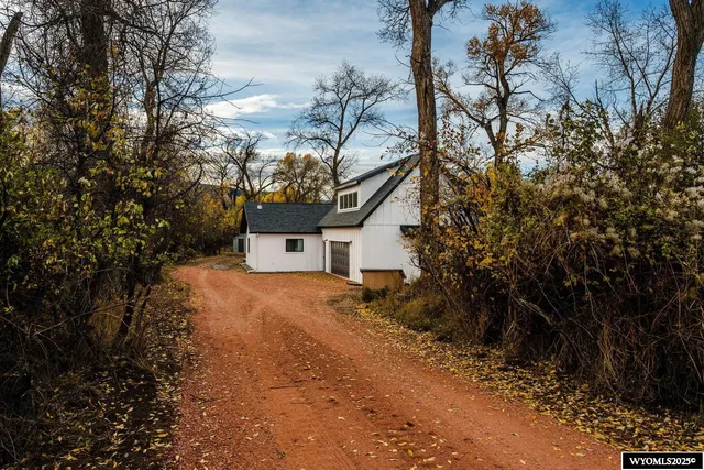 $499,900 | 721 Bridge Street, Dayton, WY 82836