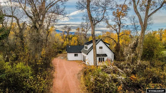$499,900 | 721 Bridge Street, Dayton, WY 82836