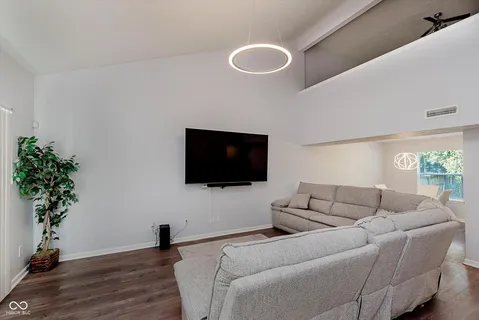 $269,999 | 5211 Pike Creek Lane, Indianapolis, IN 46254