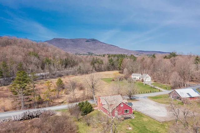 $549,000 | 142 Mount Aeolus Road, Manchester, VT 05255