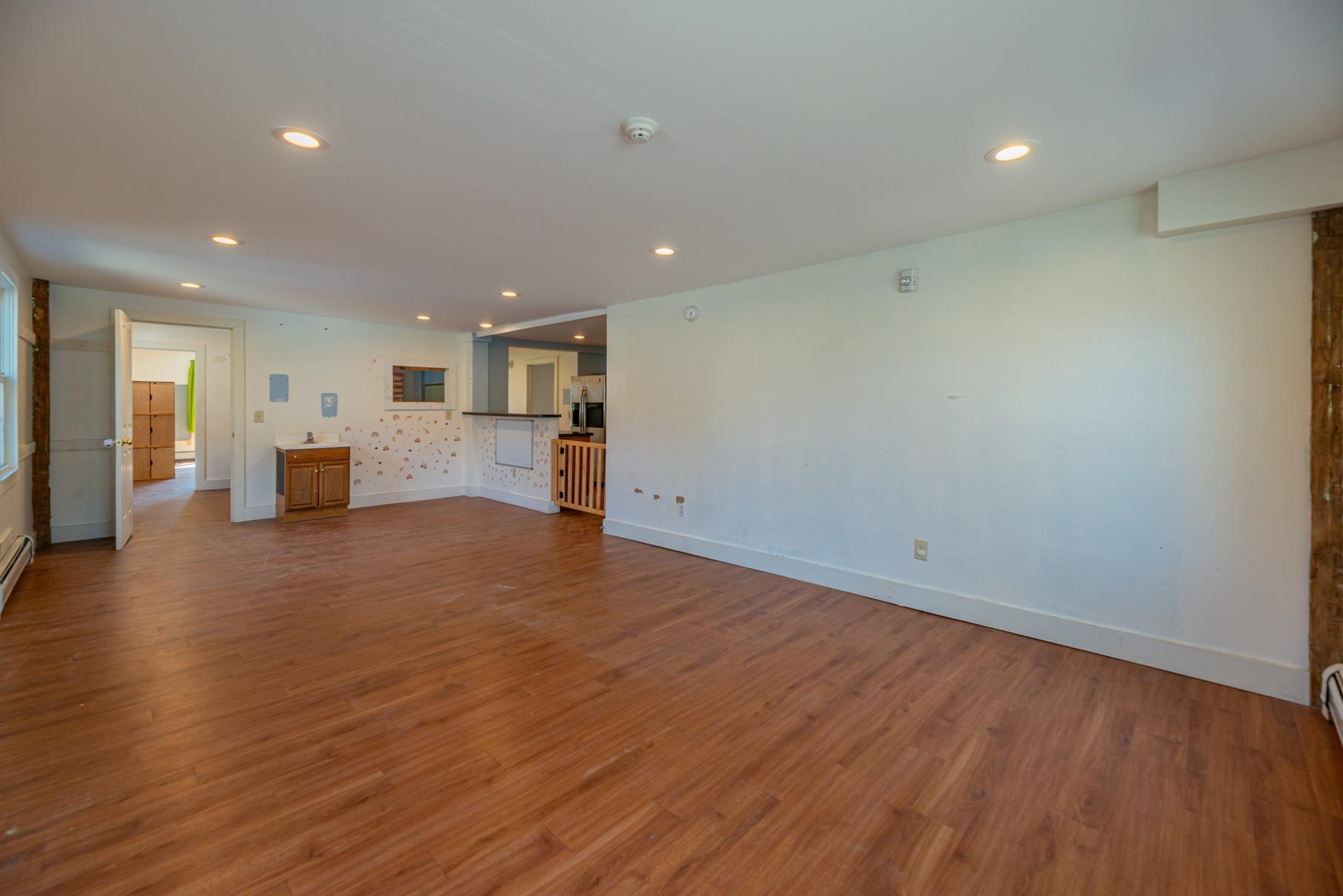 142 Mount Aeolus Road Manchester, VT 05255 - Photo 8 of 27