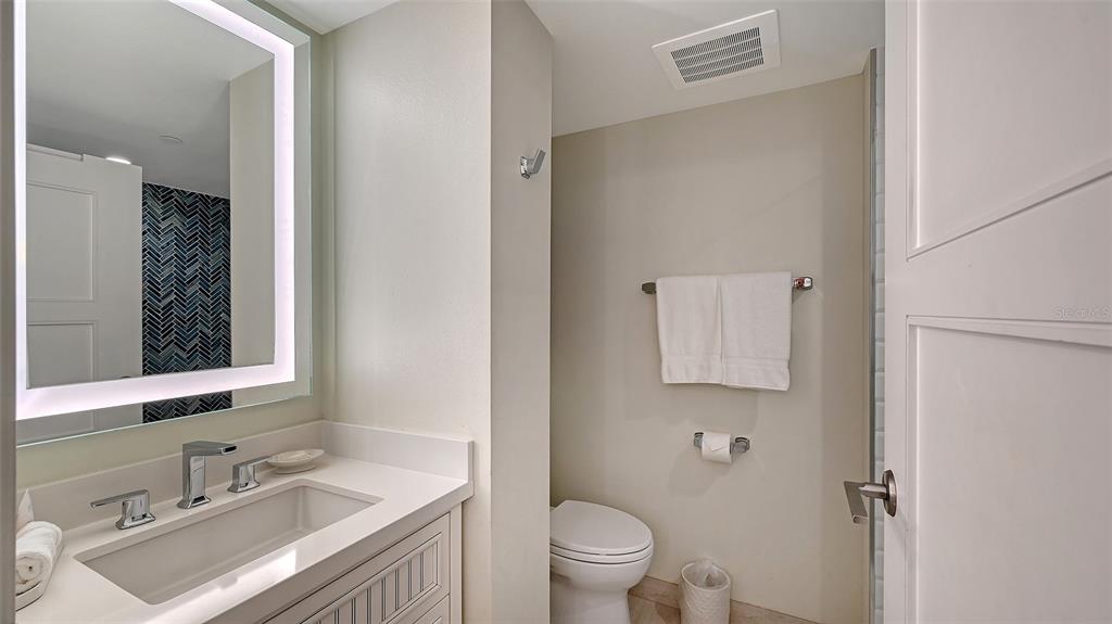 240 Sands Point Road, Unit 4205 Longboat Key, FL 34228 - Photo 15 of 39