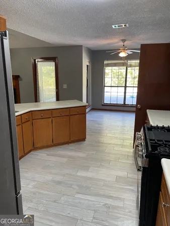 $2,200 | 211 North Woodvalley Drive, Kingsland, GA 31548