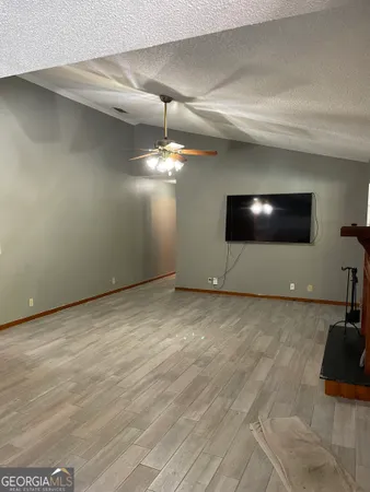 $2,200 | 211 North Woodvalley Drive, Kingsland, GA 31548