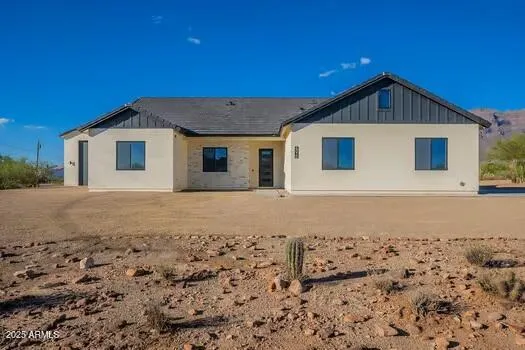 $950,000 | 6126 East Southern Avenue, Apache Junction, AZ 85119