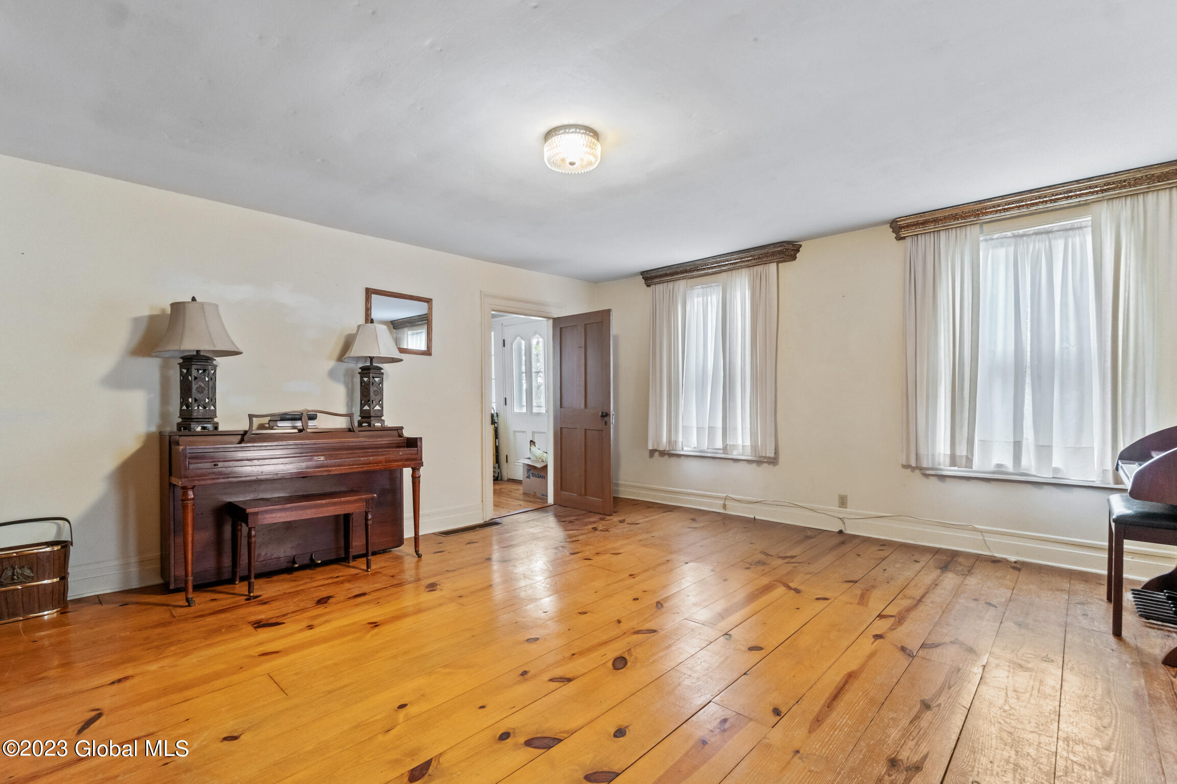 288 Middleline Road Ballston, NY 12020 - Photo 19 of 49 288 Middleline Rd-42