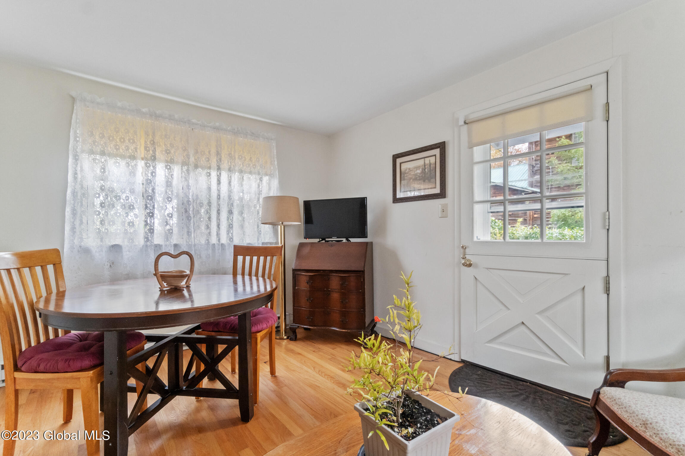 288 Middleline Road Ballston, NY 12020 - Photo 36 of 49 288 Middleline Rd-100