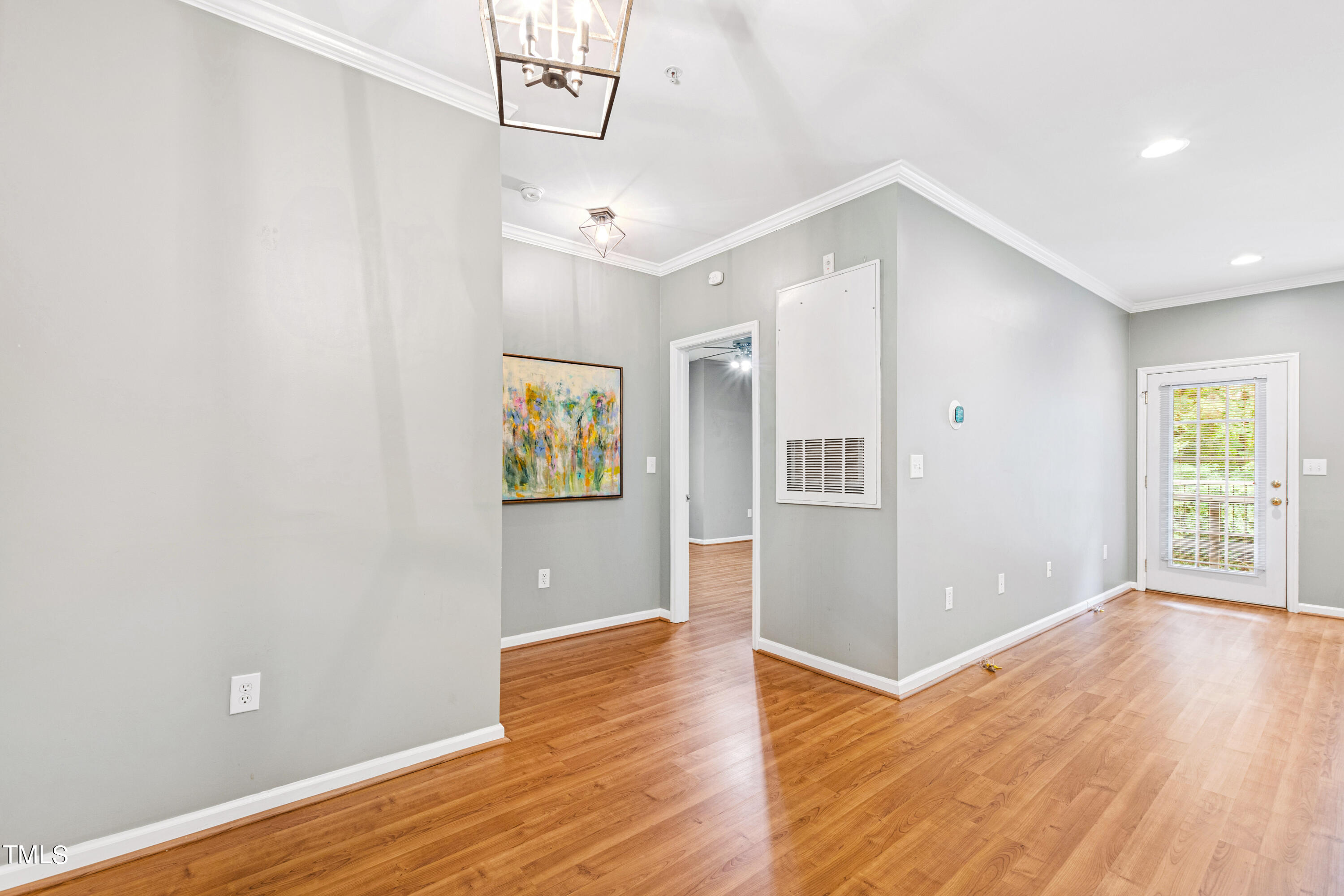 801 Moratuck Drive, Unit 207 Raleigh, NC 27604 - Photo 18 of 32 Dining
