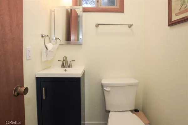 $399,950 | 537 Vista Avenue, Sugarloaf, CA 92386