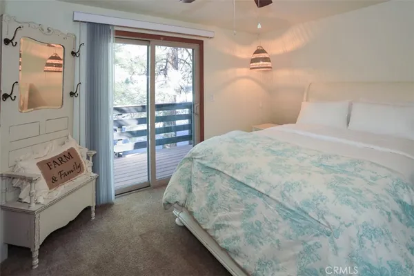$399,950 | 537 Vista Avenue, Sugarloaf, CA 92386