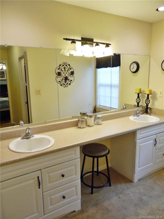313 Simrill Avenue York, SC 29745 - Photo 11 of 13 Gallery Image 11