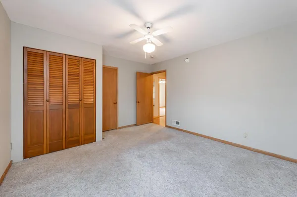 $152,500 | 204 1st Street, Welcome, MN 56181