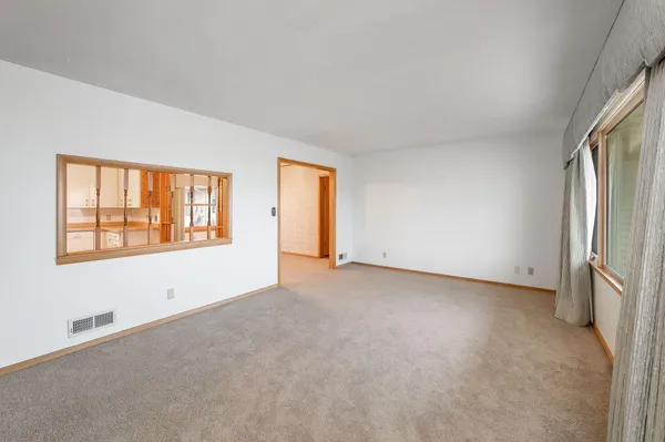 $152,500 | 204 1st Street, Welcome, MN 56181