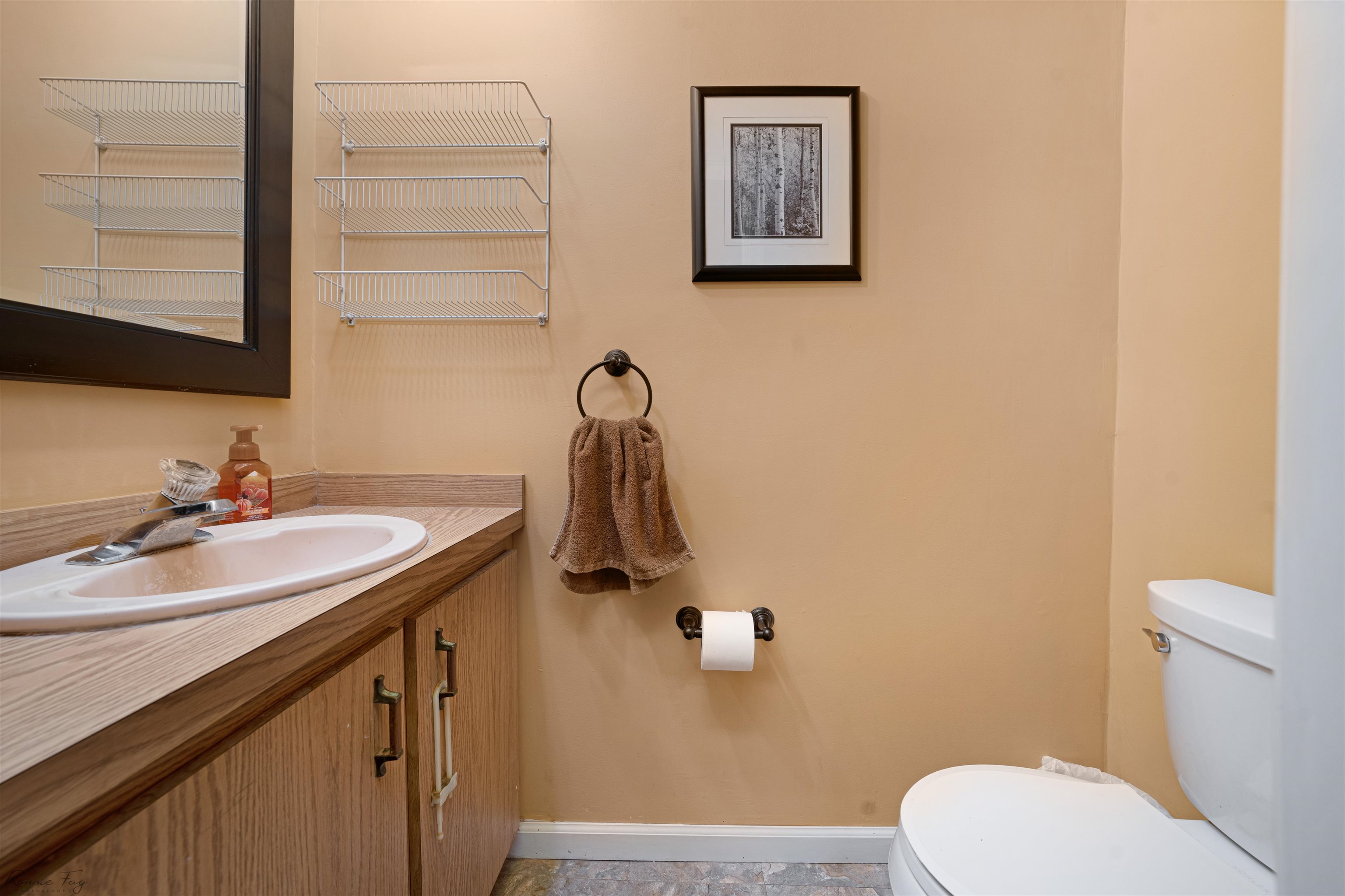 985 Tecumseh Road Erma, NJ 08204 - Photo 23 of 29 a bathroom with a sink a toilet and mirror