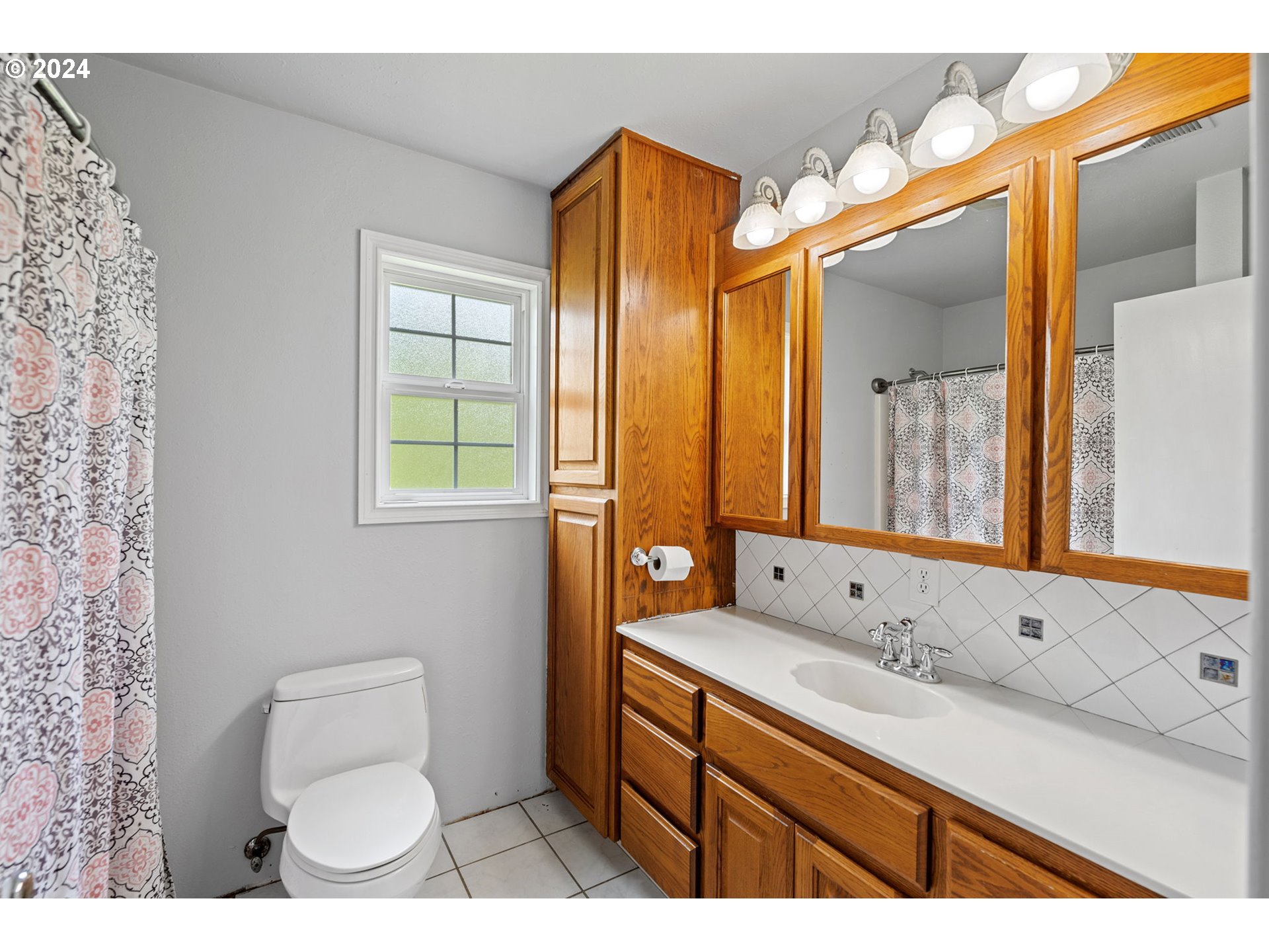 804 Holcomb Road Kelso, WA 98626 - Photo 11 of 35 Gallery Image 11