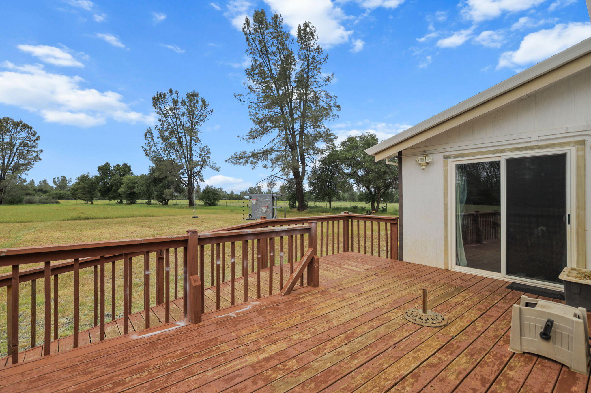 5722 Happy Valley Road Anderson, CA 96007 - Photo 21 of 29 Patio