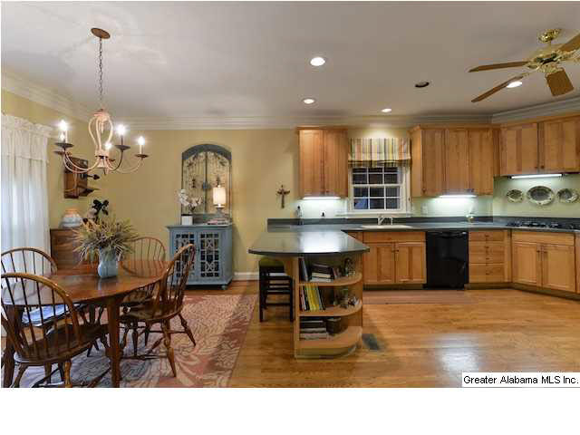 4612 Old Looney Mill Road Birmingham, AL 35243 - Photo 14 of 32