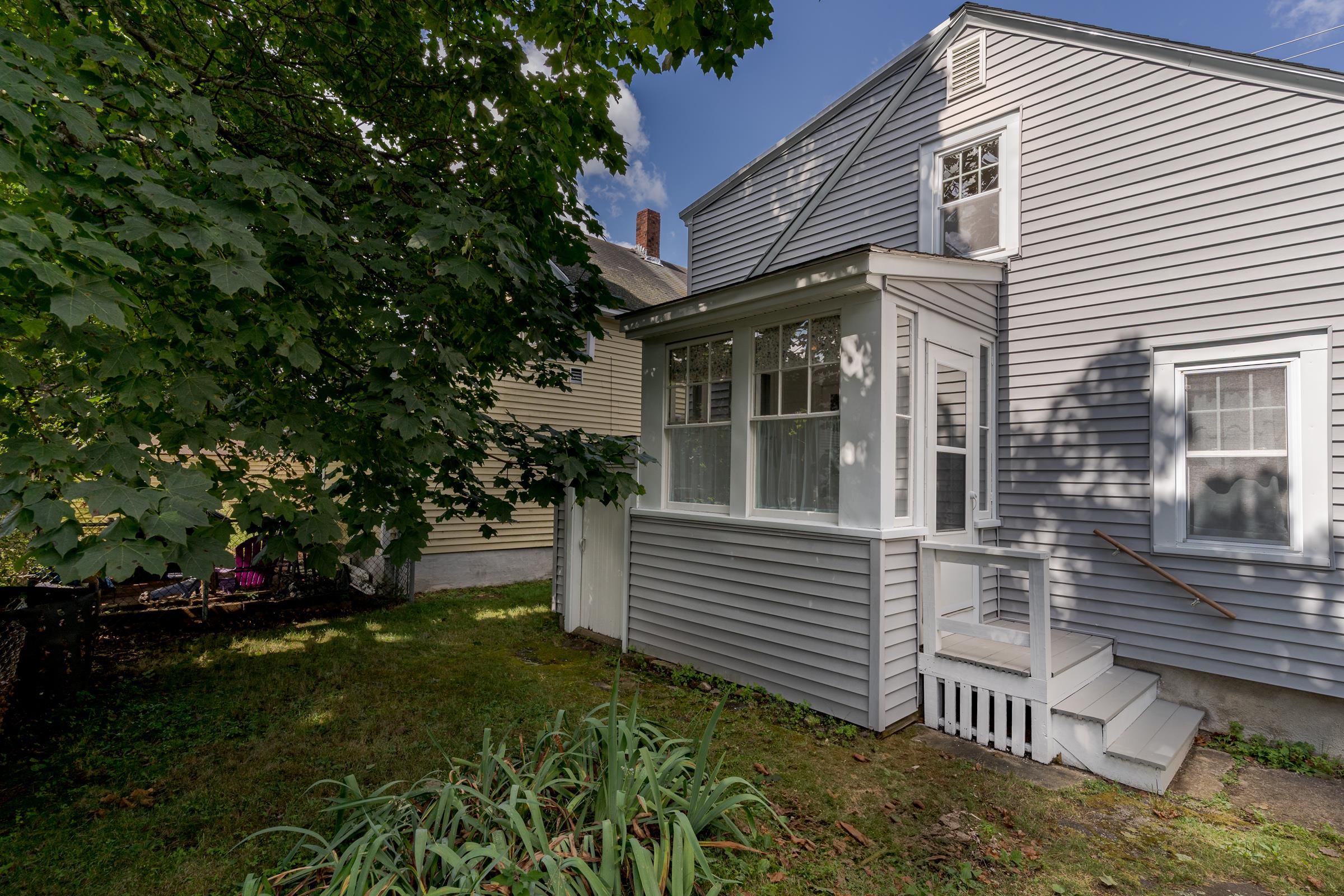 16 Washington Street Rochester, NH 03867 - Photo 23 of 26
