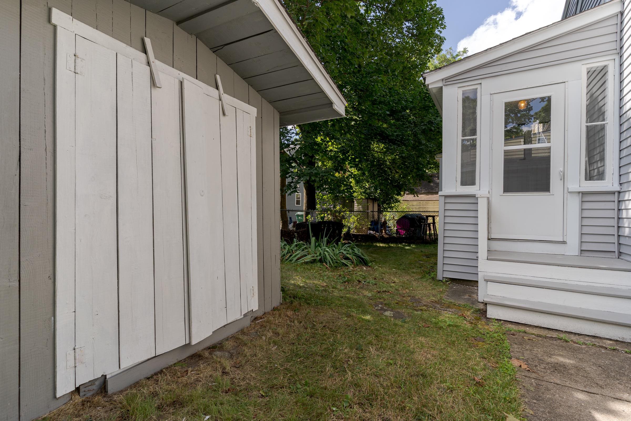 16 Washington Street Rochester, NH 03867 - Photo 25 of 26