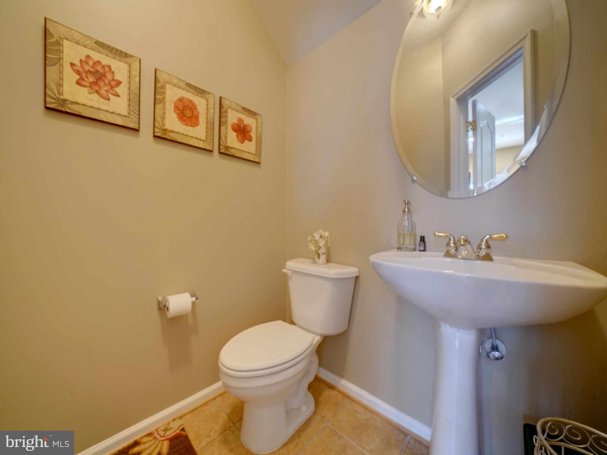 10224 Rutland Round Road, Unit 28 Columbia, MD 21044 - Photo 6 of 35 1st of 2 powder rooms