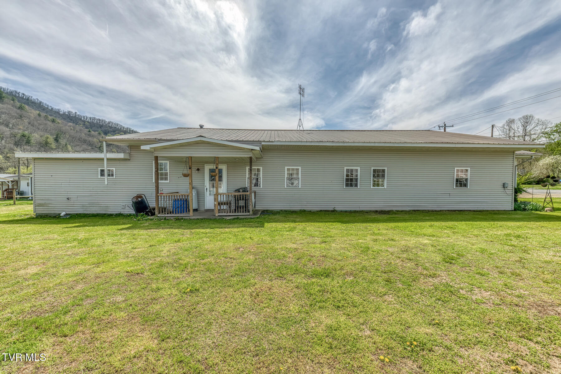 1113 Rittertown Road Hampton, TN 37658 - Photo 26 of 32 1113 Rittertown Rd-27