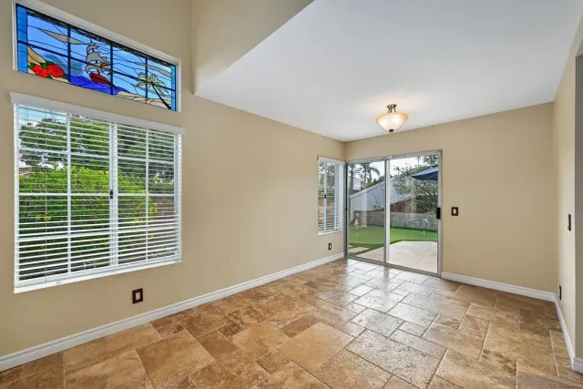a view of empty room with window